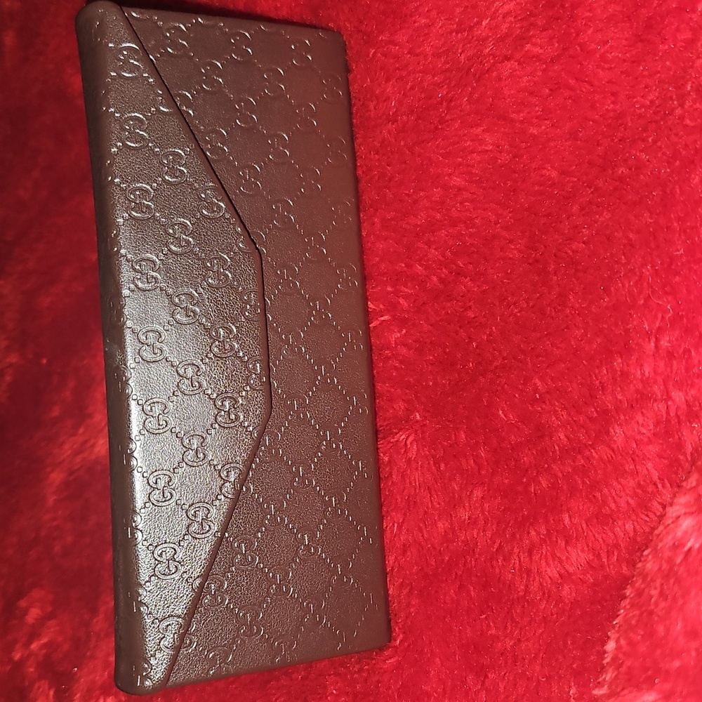Gucci sunglass case